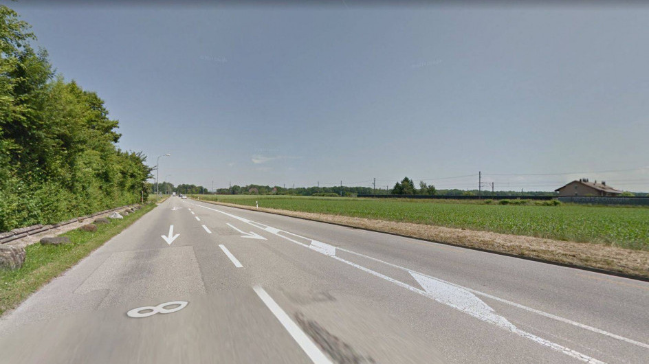 Luterbachstrasse ausgangs Zuchwil mit Blick in Richtung KEBAG und Luterbach