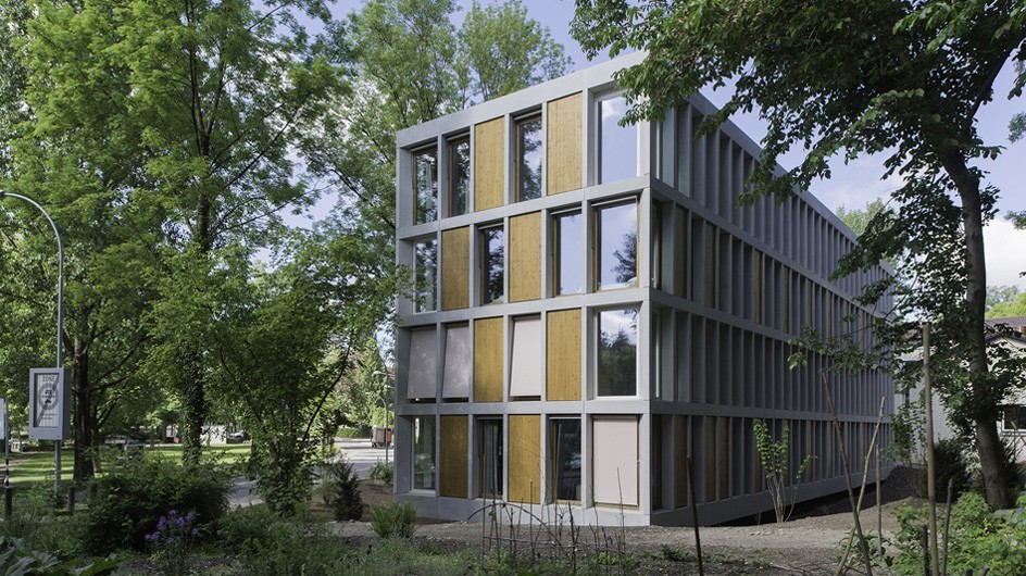 Neubau von Osten her